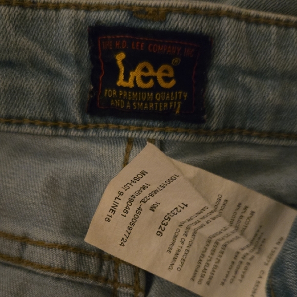 Lee Women's Light Wash Skinny Jeans - Frayed Hem - Picture 3 of 3